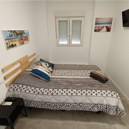 Estudio B Cerca De La Plaza De Toros Аликанте Екстериор снимка